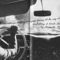 ¡Uno! hardcover lyric book - page 31-32