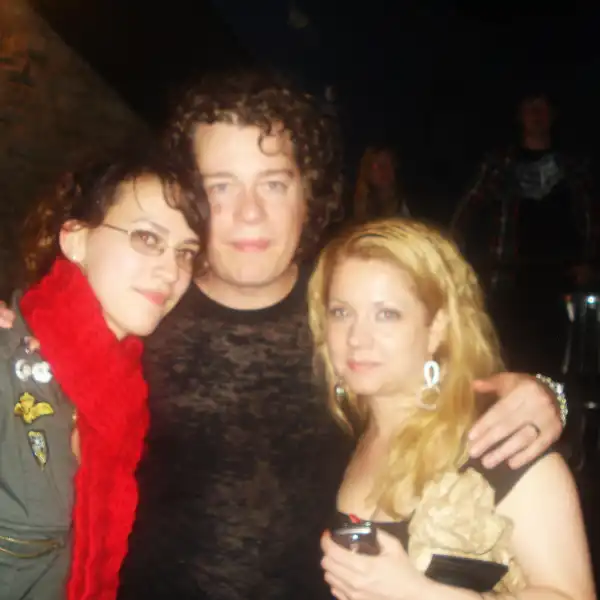 Naomi and Cathryn with Jason White