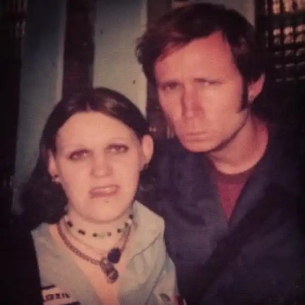 Lizzie H. meeting Mike Dirnt