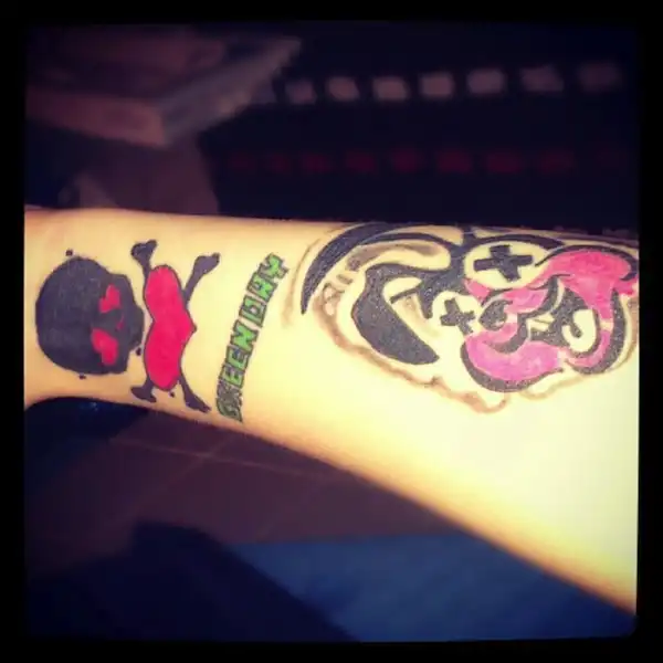 Green Day Skull and Heart Tattoo