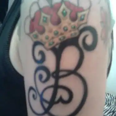 Crowned Letter B