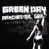 Manchester show-exclusive t-shirt - close-up