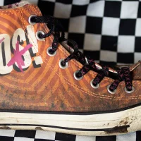 ¡Dos! Converse