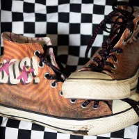¡Dos! Converse (2012)