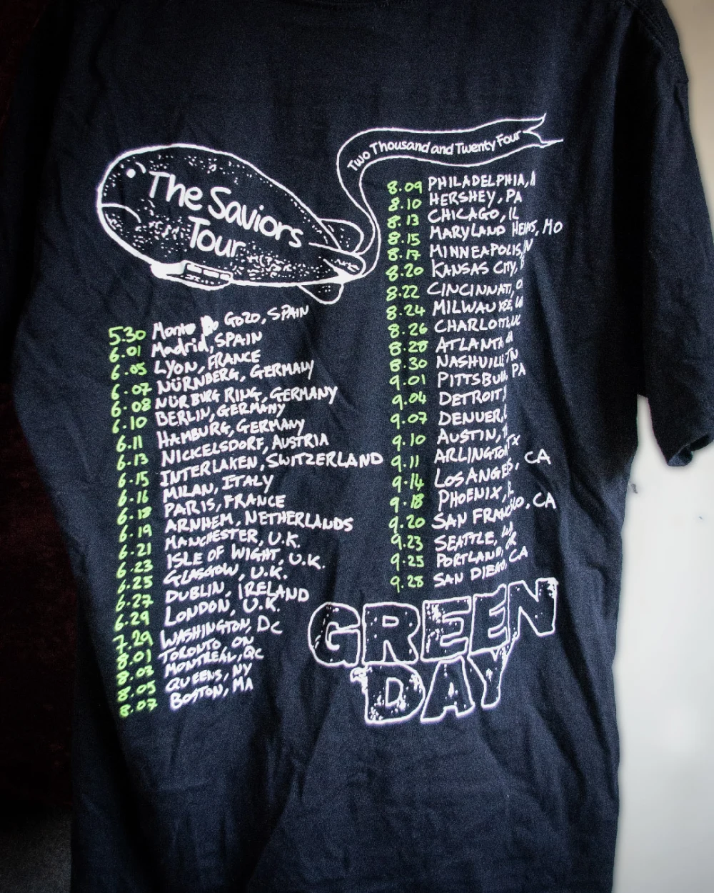 Saviors Tour 2024 t-shirt - back