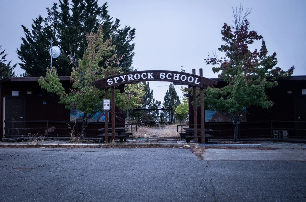 Spyrock School