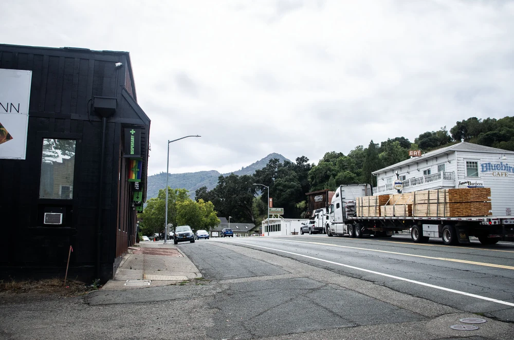 Hopland, CA