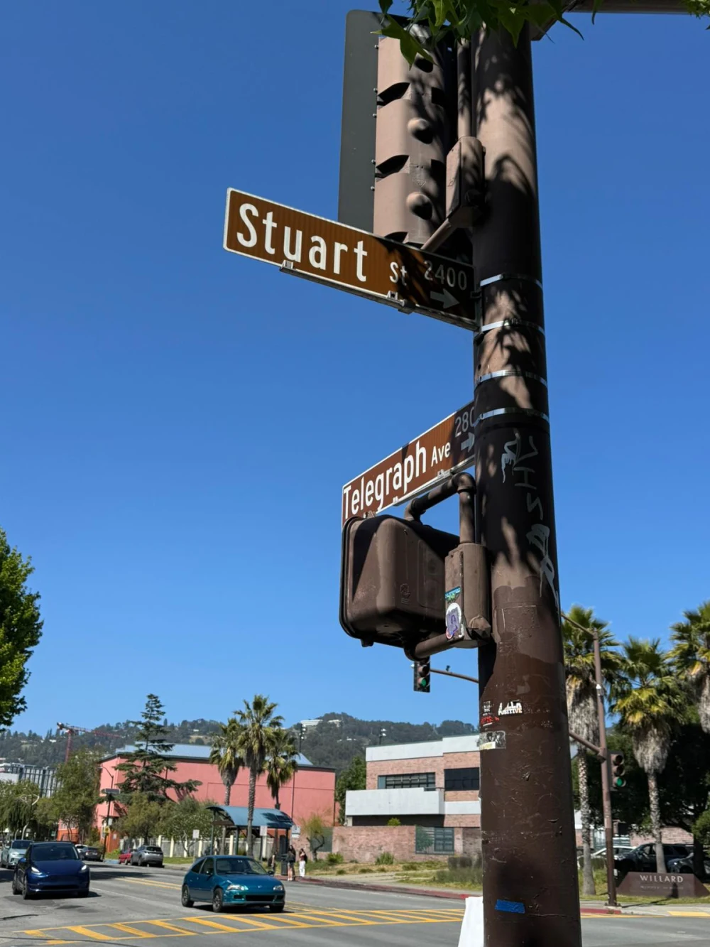 Stuart/Telegraph Signs