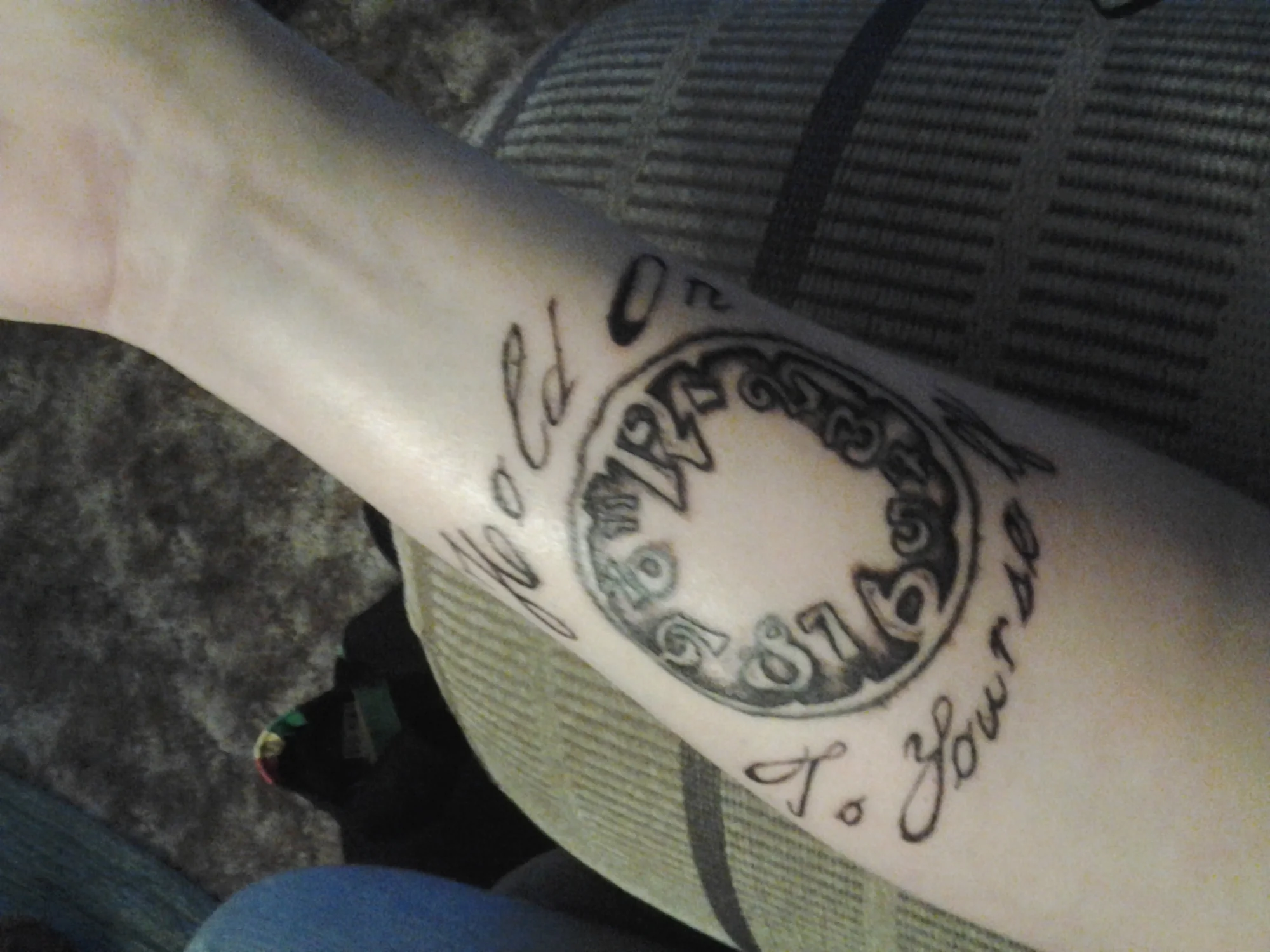 'Hold on' Clock Tattoo