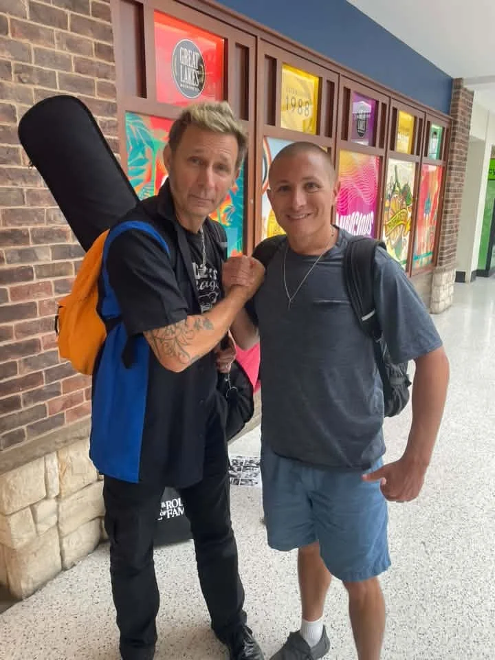 Devin A. meeting Mike Dirnt