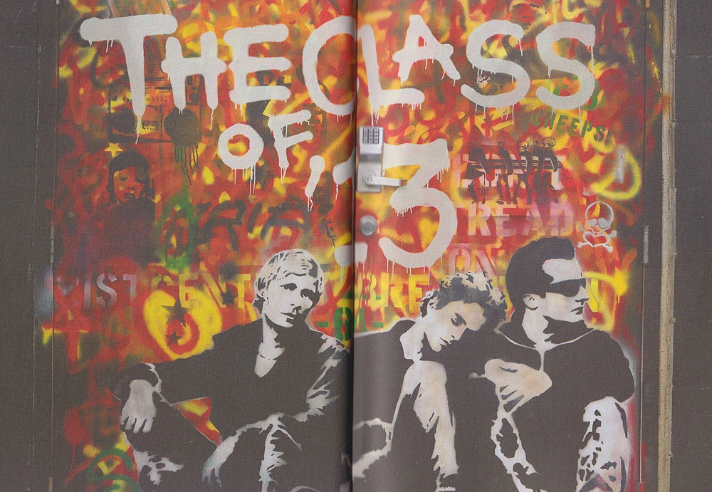 21st Century Breakdown hardcover lyric book - page 47-48
