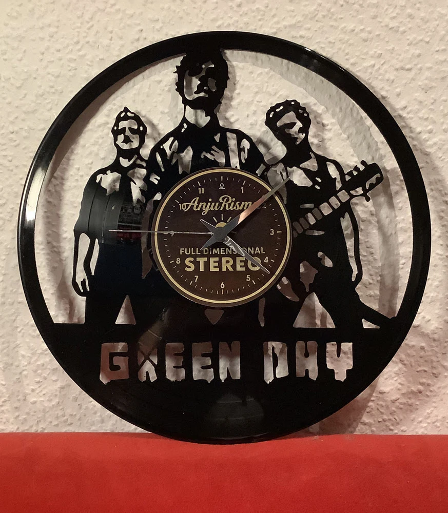 Green Day clock