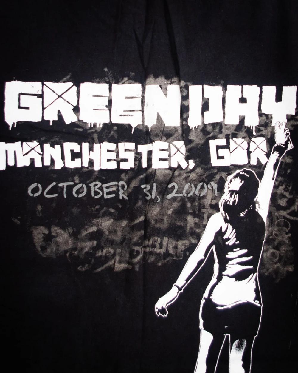 Manchester show-exclusive t-shirt - close-up