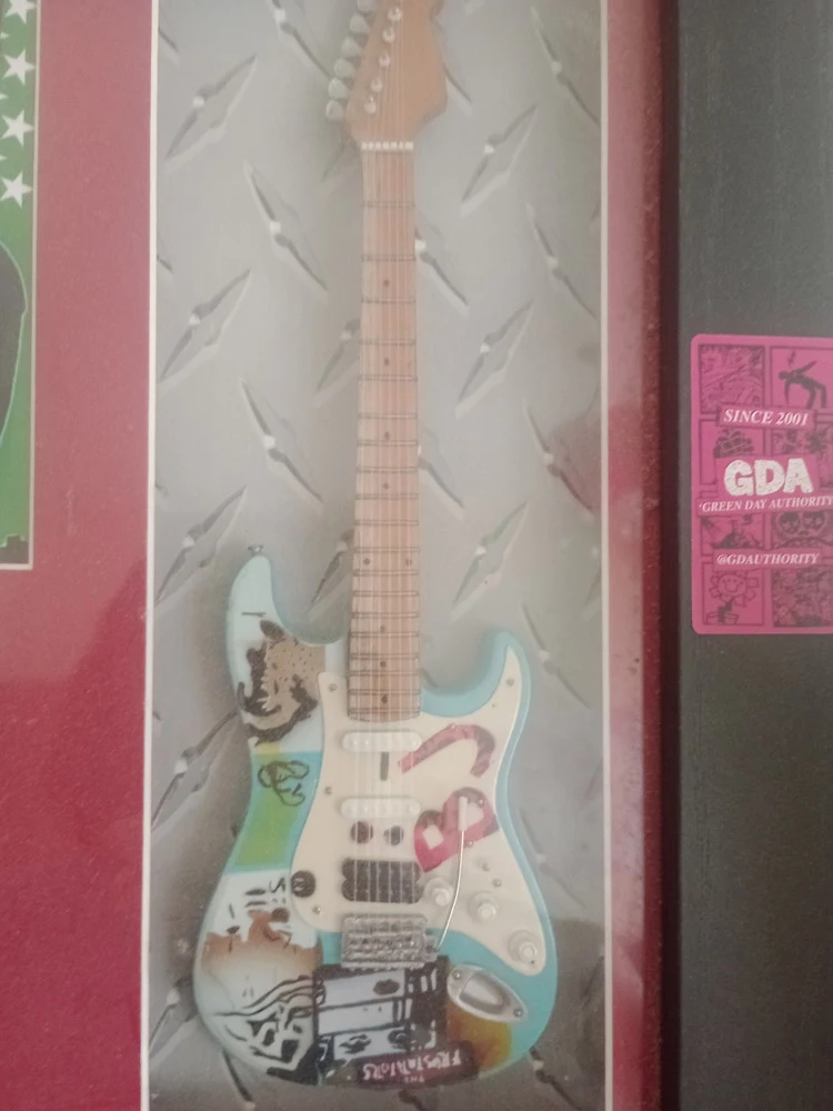 Fan-made mini Blue replica 2