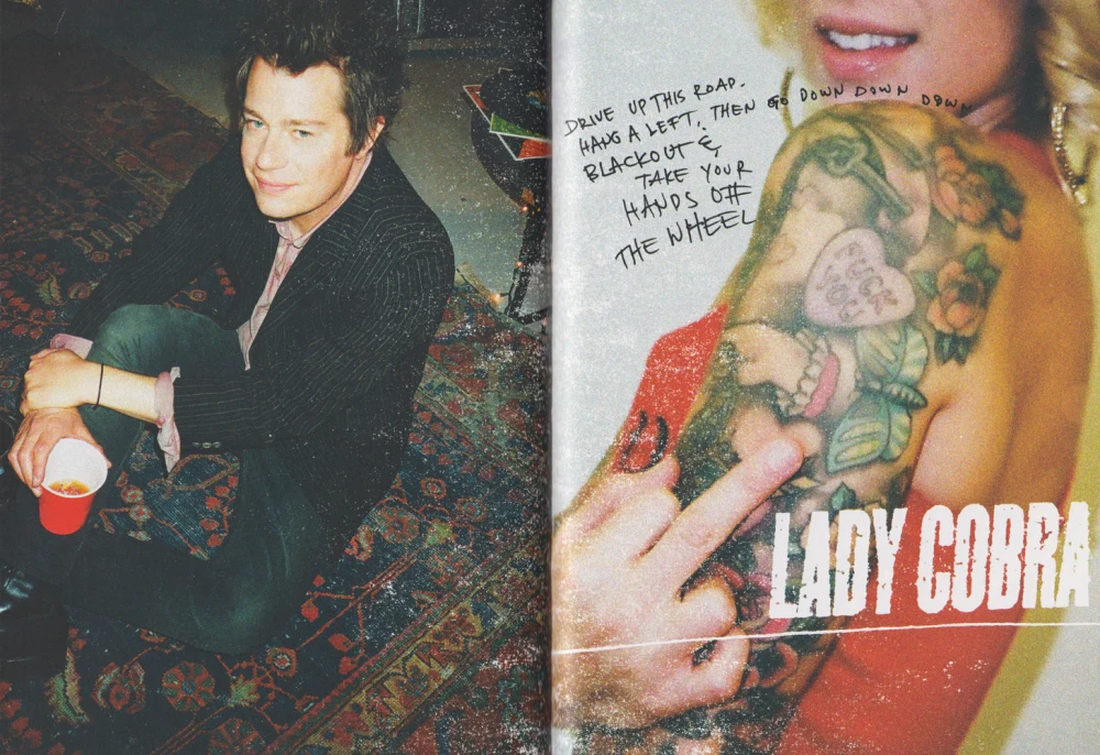 ¡Dos! hardcover lyric book - page 26-27 (Lady Cobra)