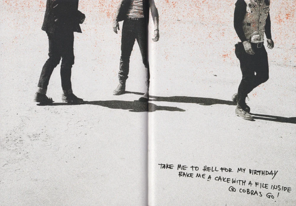 ¡Dos! hardcover lyric book - page 30-31