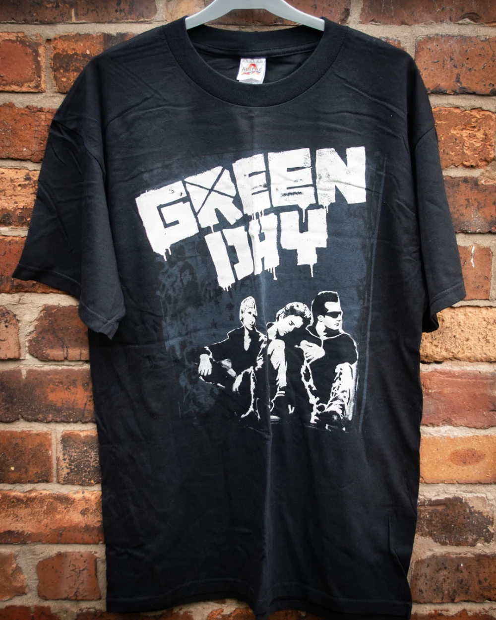 LA show-exclusive t-shirt - front
